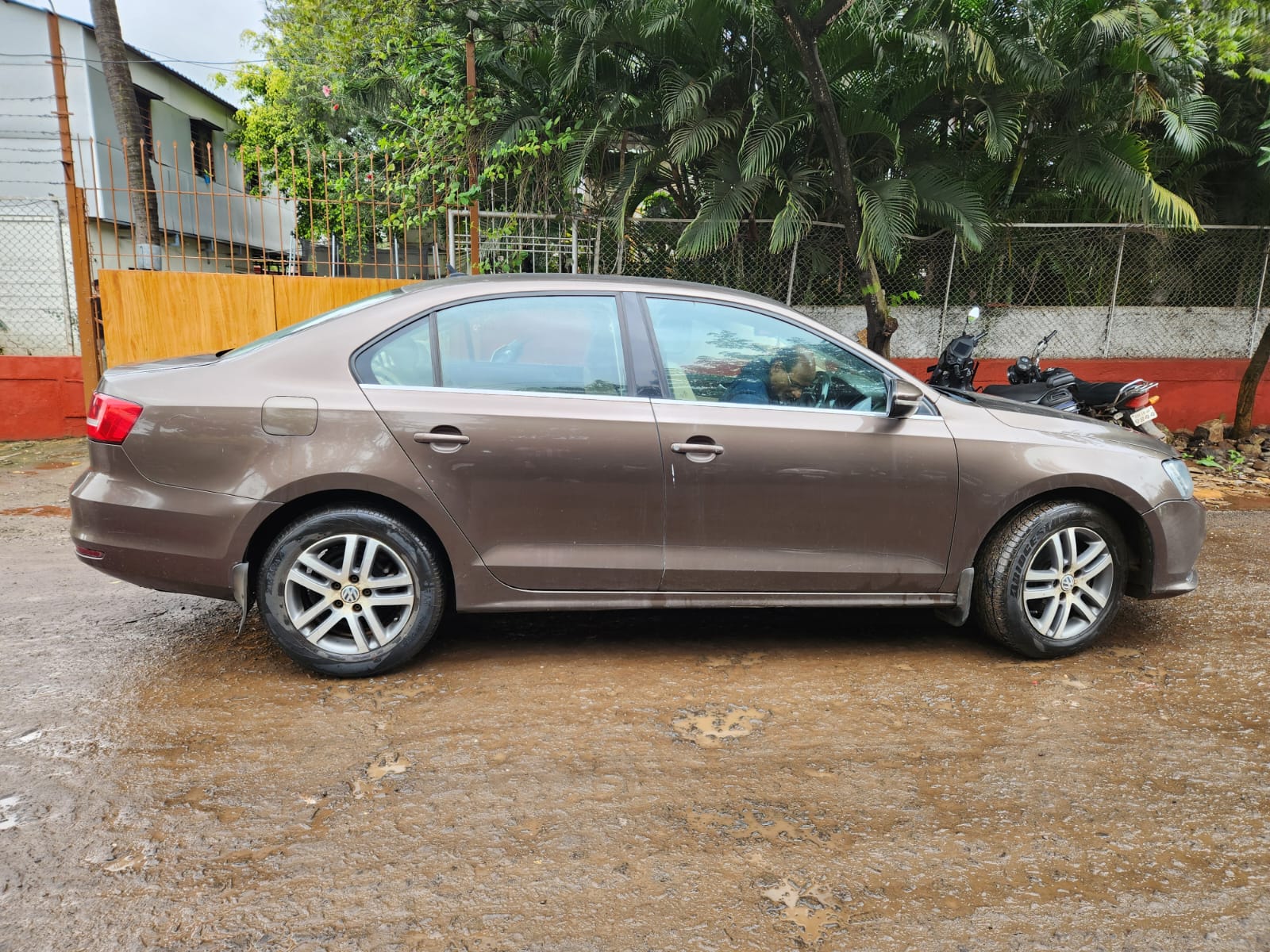 Volkswagen Jetta(2015-2017) Comfortline Tdi